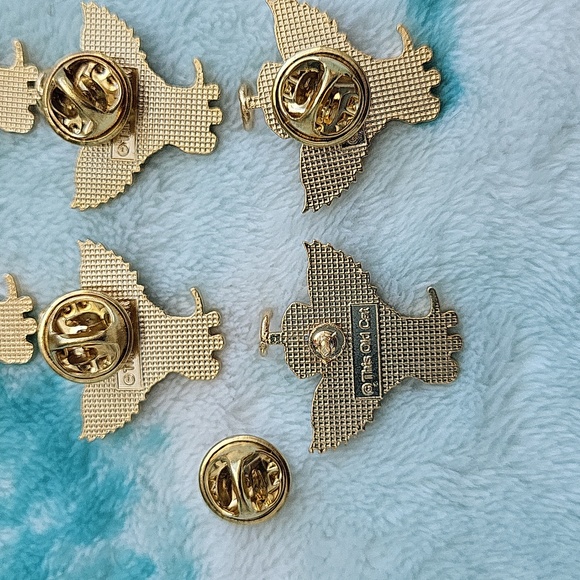 Winged Angel Dog Brooch/Pin...New...6 - Picture 5 of 5